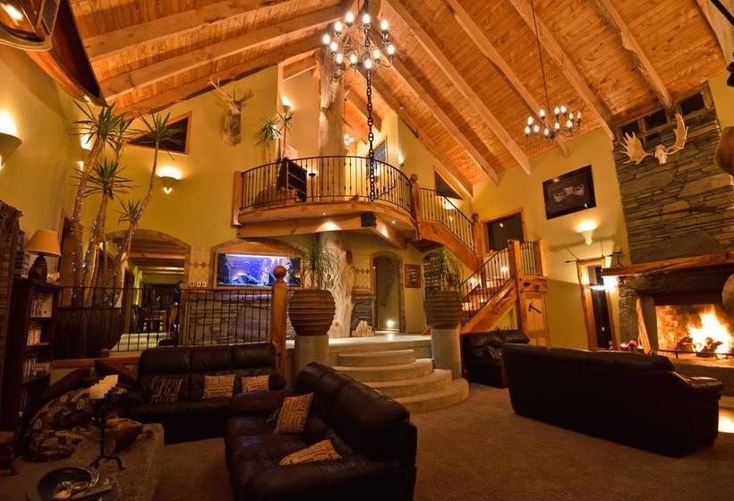 Tree House Lodge Bed & Breakfast 2