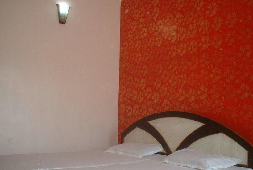 Hotel Prakash Tourist Complex 13