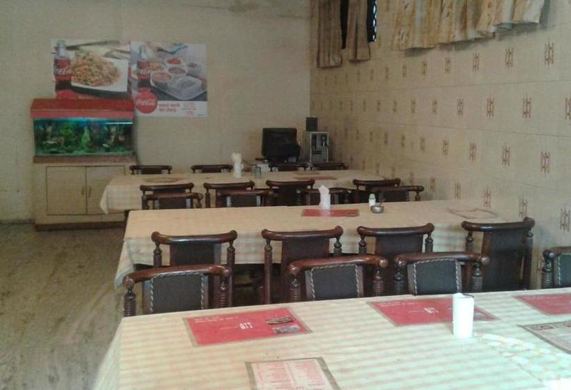 Hotel Prakash Tourist Complex 16