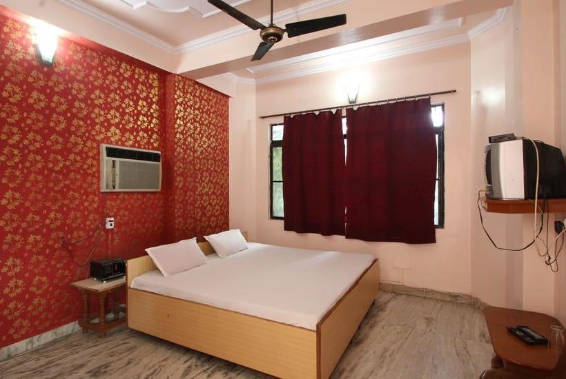 Hotel Prakash Tourist Complex 5