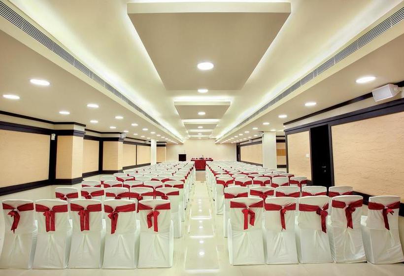 Hotel Joyees Residency 11