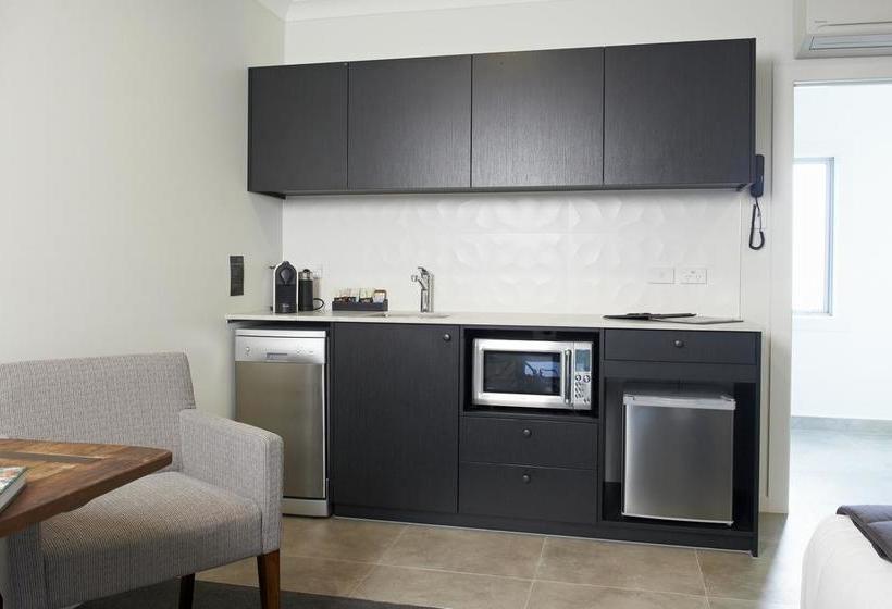 Motel Kelly Rd Cambridge Lodge 15