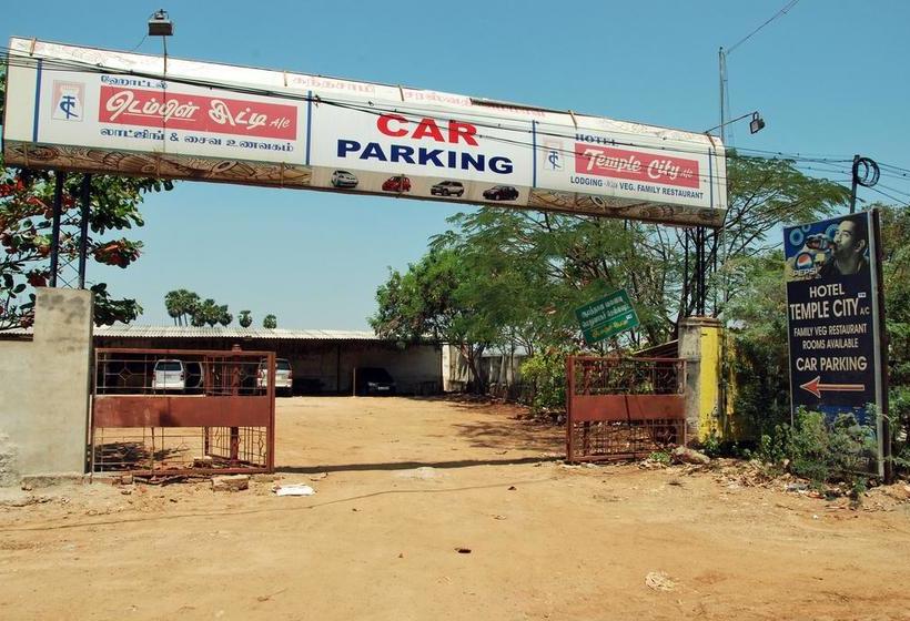 Hotel Temple City 17