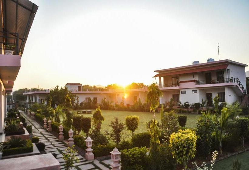 Hotel Ranthambore Bagh Palace 12