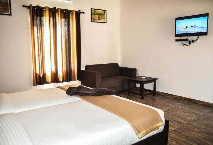 Hotel Ranthambore Bagh Palace 3