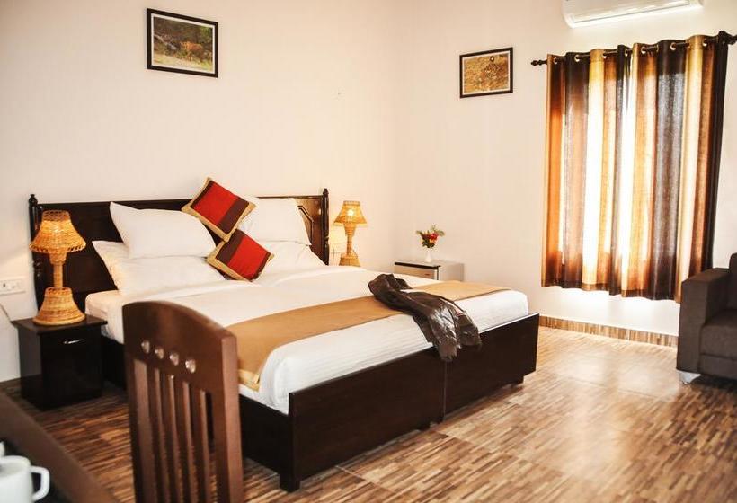 Hotel Ranthambore Bagh Palace 4