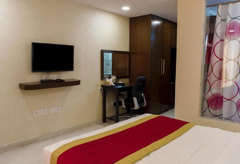 Fabhotel White Castle Sez 20