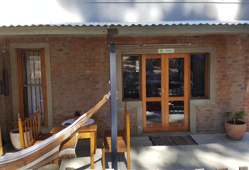 Hostel Greenhouse Accommodation 20