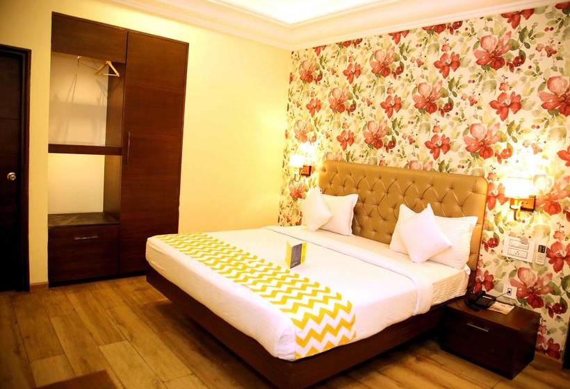 Fabhotel Royal Plaza Zirakpur 16