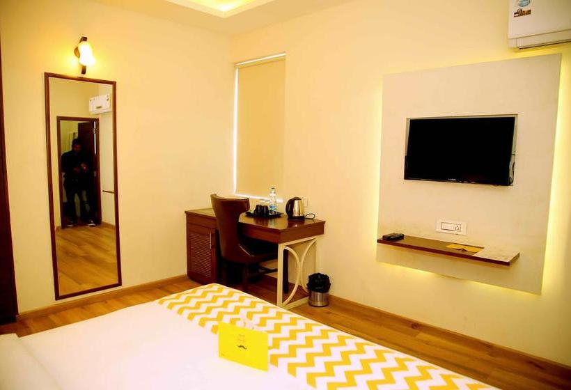 Fabhotel Royal Plaza Zirakpur 4