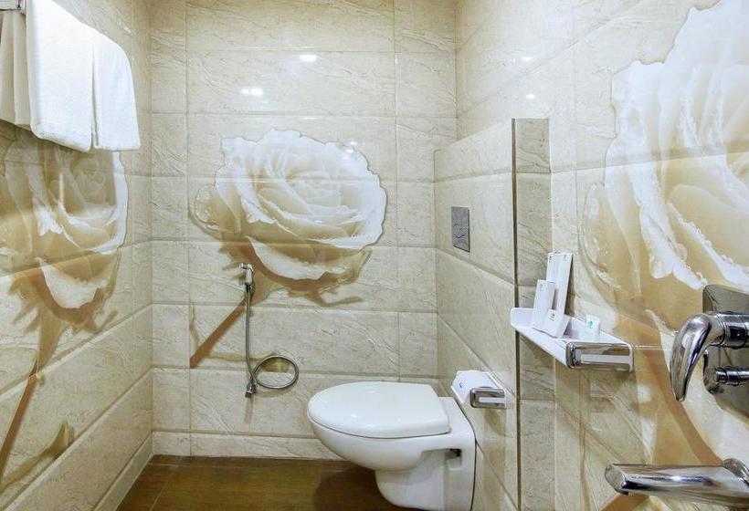 Hotel Treebo Crystal Studio 14