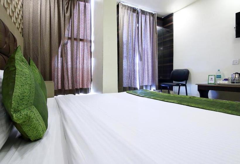 Hotel Treebo Crystal Studio 8