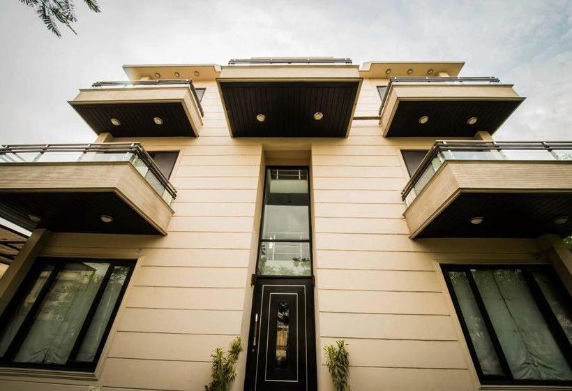 Hotel Camria Executive