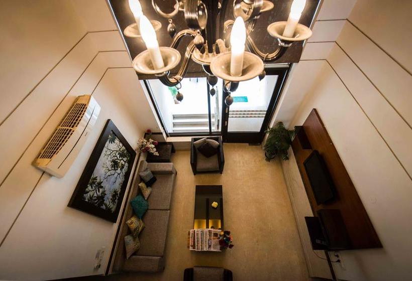 Hotel Camria Executive 1