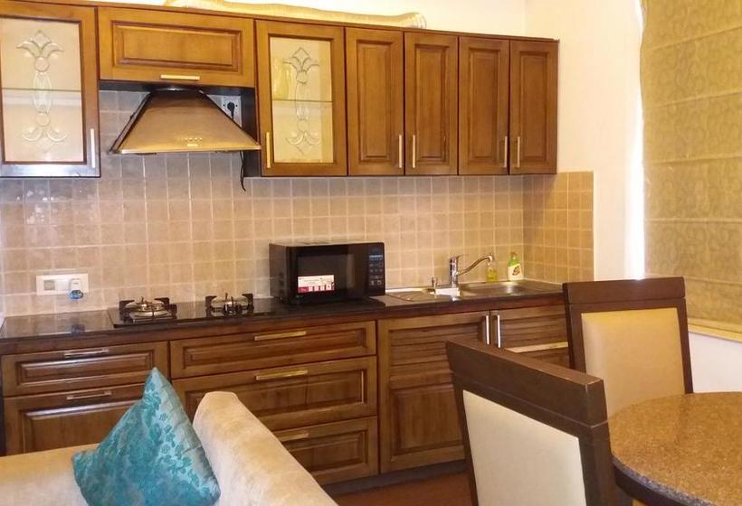 Hotel Camria Executive 4