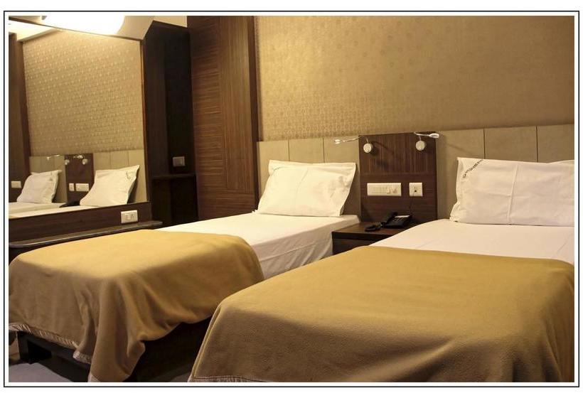 Hotel Prem Nivas 5