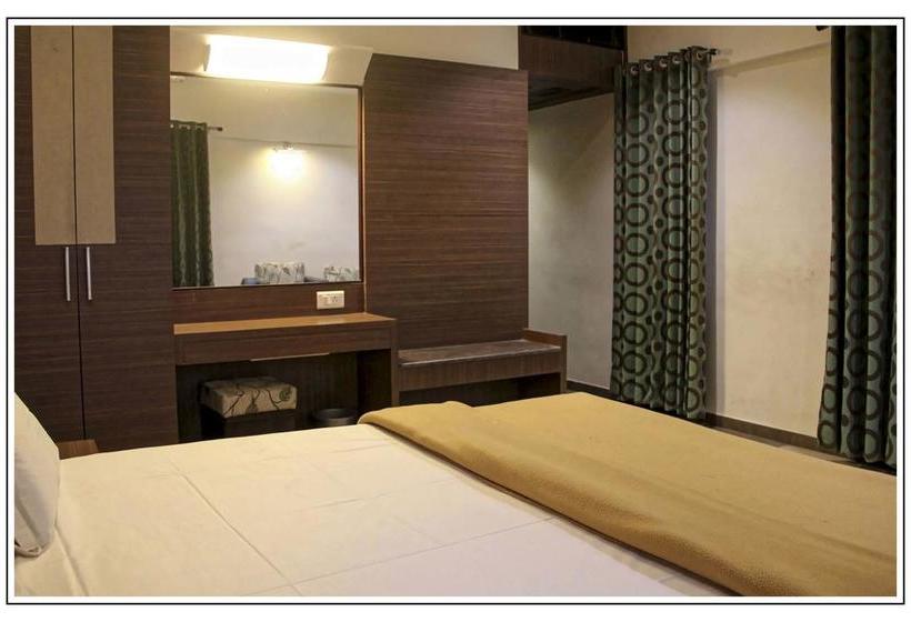 Hotel Prem Nivas 6