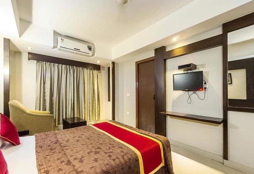 Hotel Green Wood Inn & Suites 11