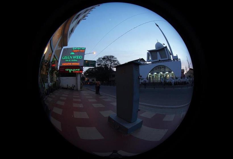 Hotel Green Wood Inn & Suites 19