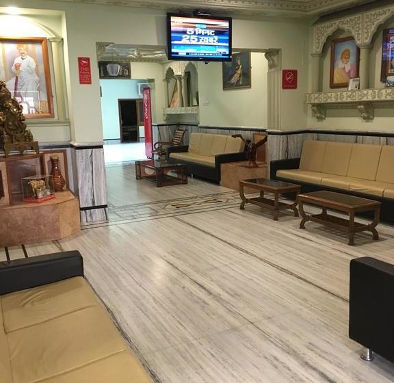 Hotel Bharat Niwas 17