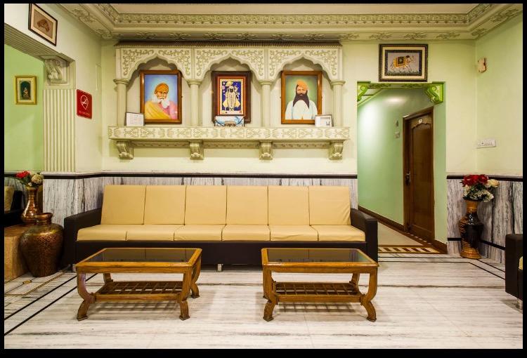 Hotel Bharat Niwas 3