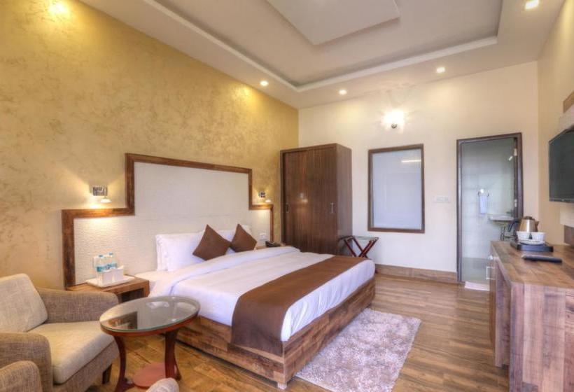 Vue Magique Resorts & Camps 5