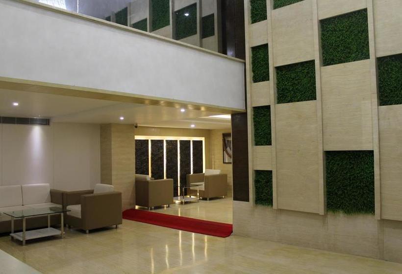 Hotel Ajantha Evergreen 19