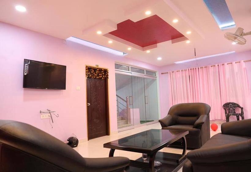 Hotel Comfort International 2