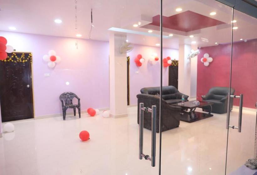 Hotel Comfort International 3