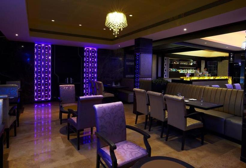 Hotel Club Emerald 16