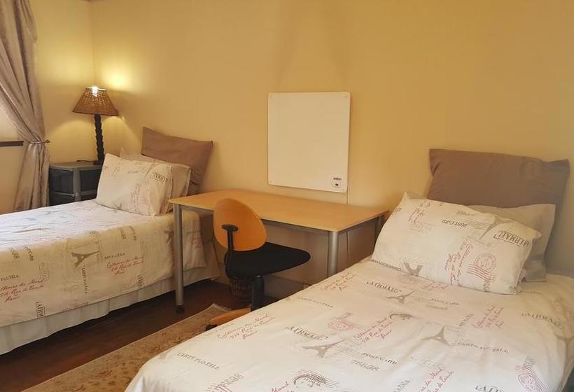 Bed and Breakfast Old World Charm In The City 20