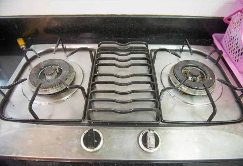 Hostel Coworking With Accommodation For Digital Nomads 7