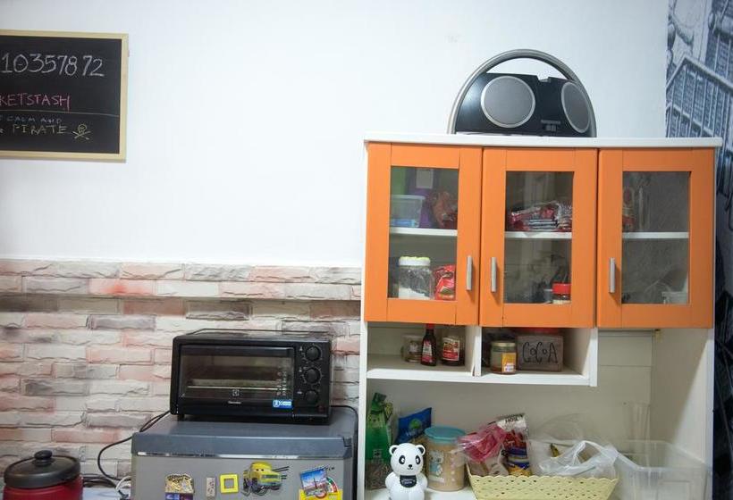 Hostel Coworking With Accommodation For Digital Nomads 8