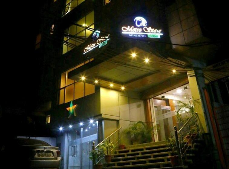 Hotel Zuzu Metro Star 16