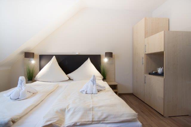 Hotel BaumŽs Rhein 12