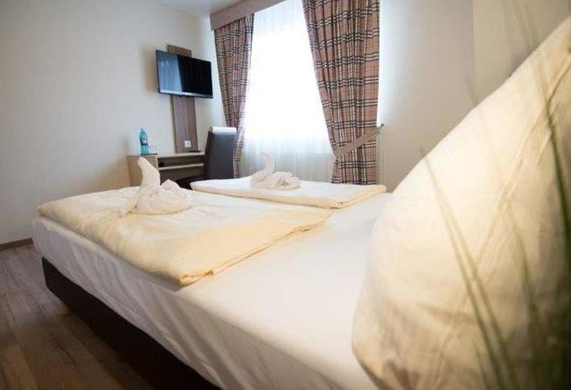 Hotel BaumŽs Rhein 3