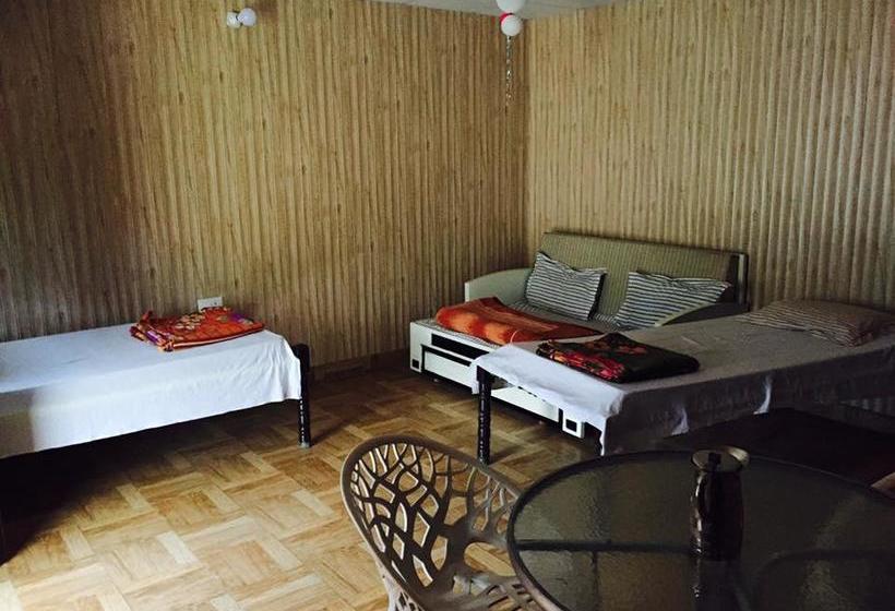 Resort Private Cottage Near Bhatta Fall 3