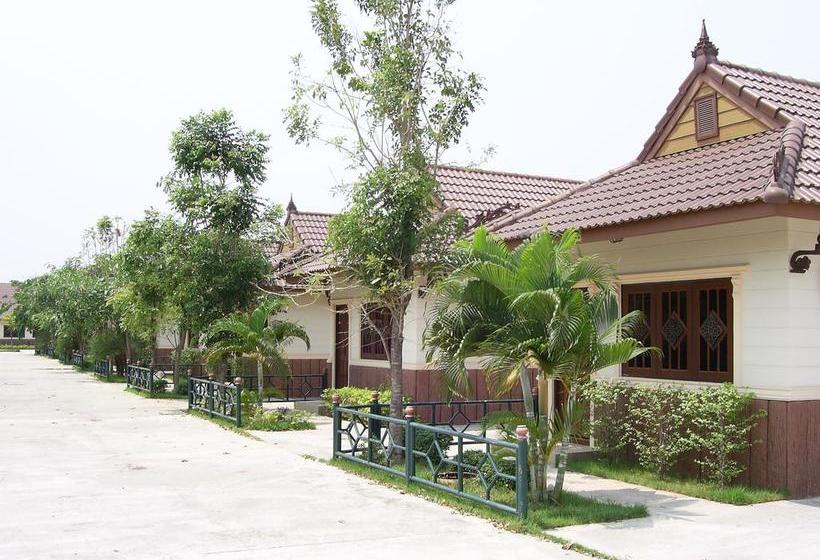 Royal View Hotel Nakhon Sawan 8