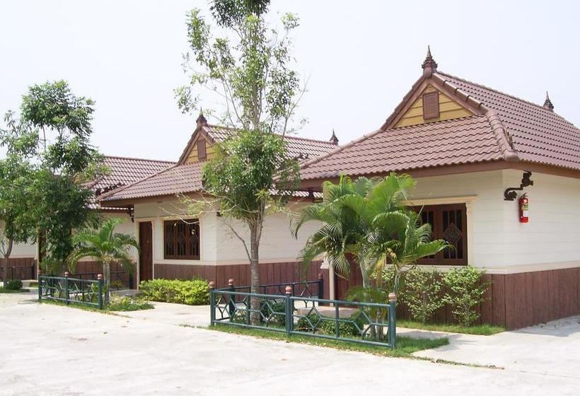 Royal View Hotel Nakhon Sawan 9