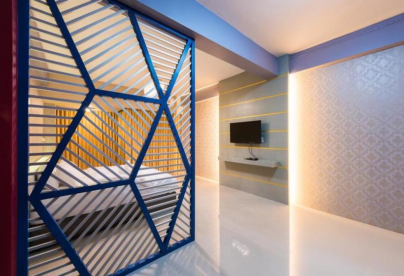 The Iconic Hotel Ranong 12