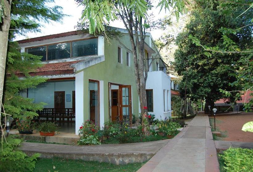 Resort Zeenath Taj Gardens