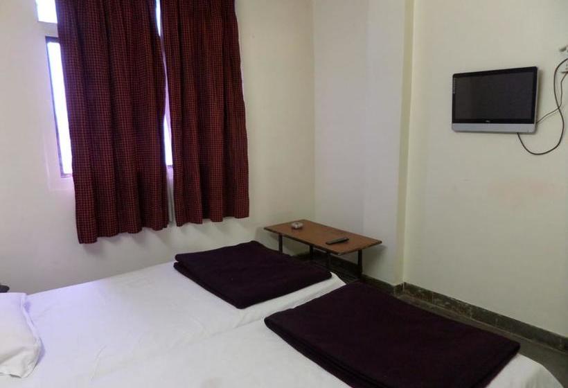 Hotel Parvat Lodge 4