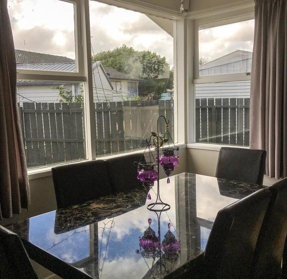 Bed and Breakfast Private Treaty 13