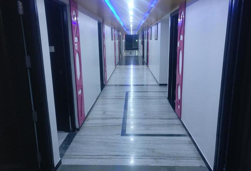 Hotel Kk Residency 17