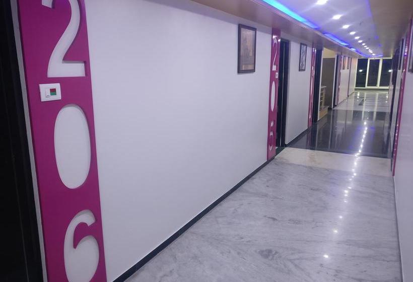 Hotel Kk Residency 18