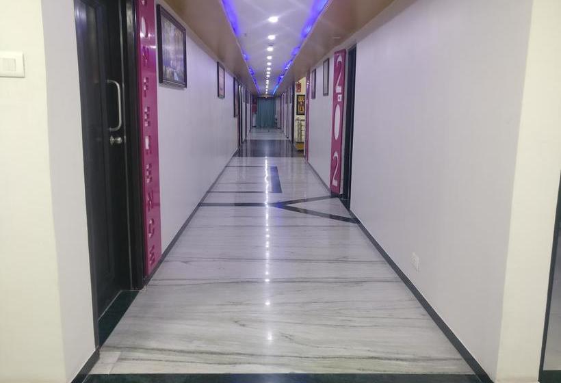 Hotel Kk Residency 19