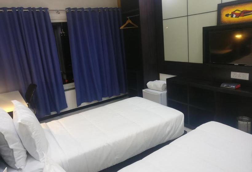 Hotel Kk Residency 7
