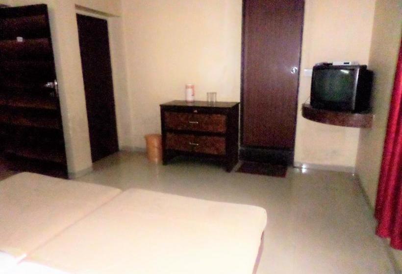 Hotel Ashok Deluxe 10