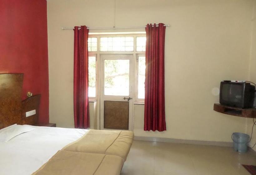 Hotel Ashok Deluxe 11