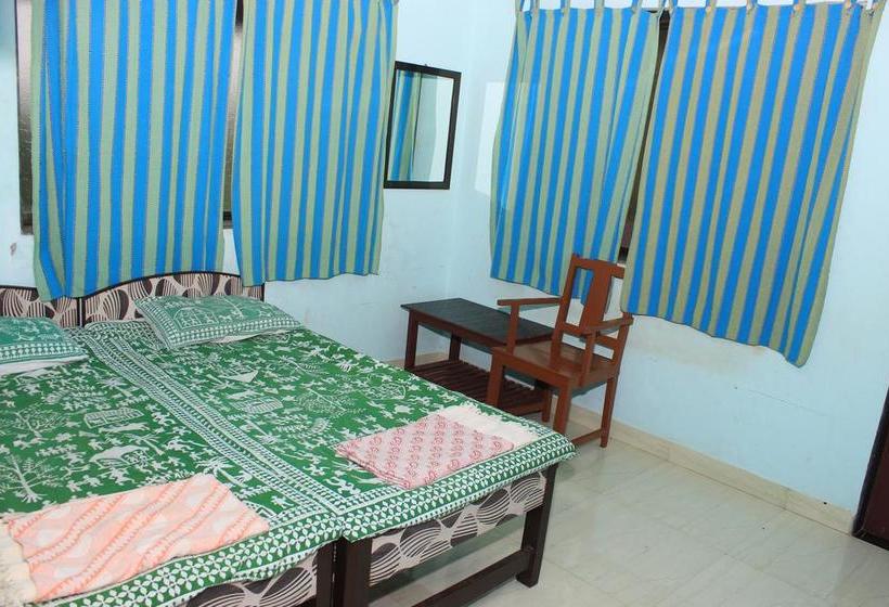 Bed and Breakfast Sabera Residency 3